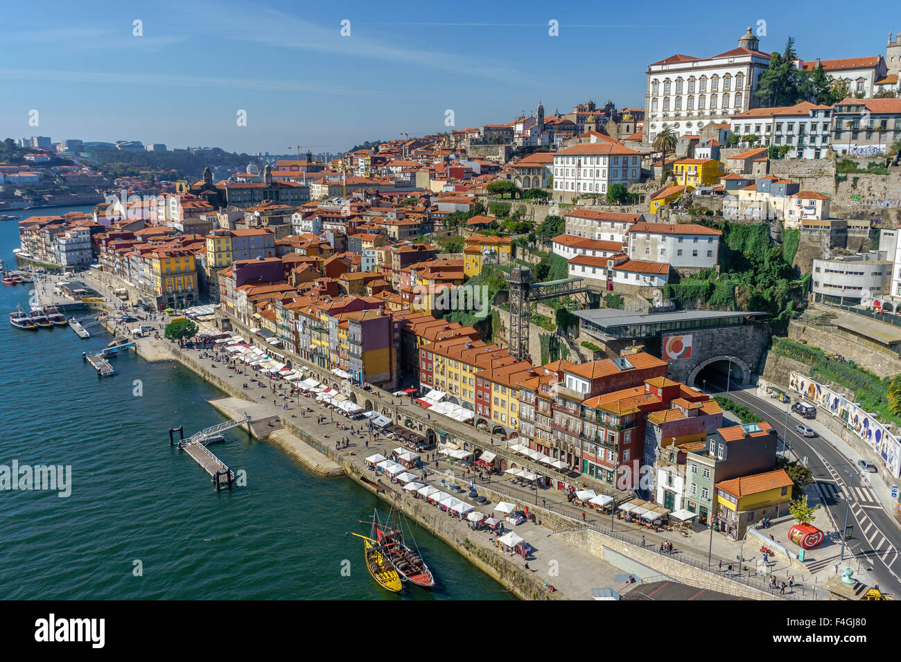 Vista del Porto dal Ponte Luis bridge. Ottobre, 2015. Porto, Portogallo. Foto Stock