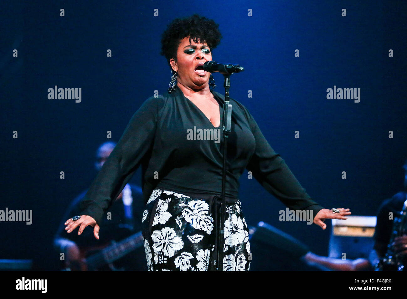 JILL SCOTT porta il suo 2015 Summer Tour alla Durham Performing Arts Center di Durham, NC. Foto Stock