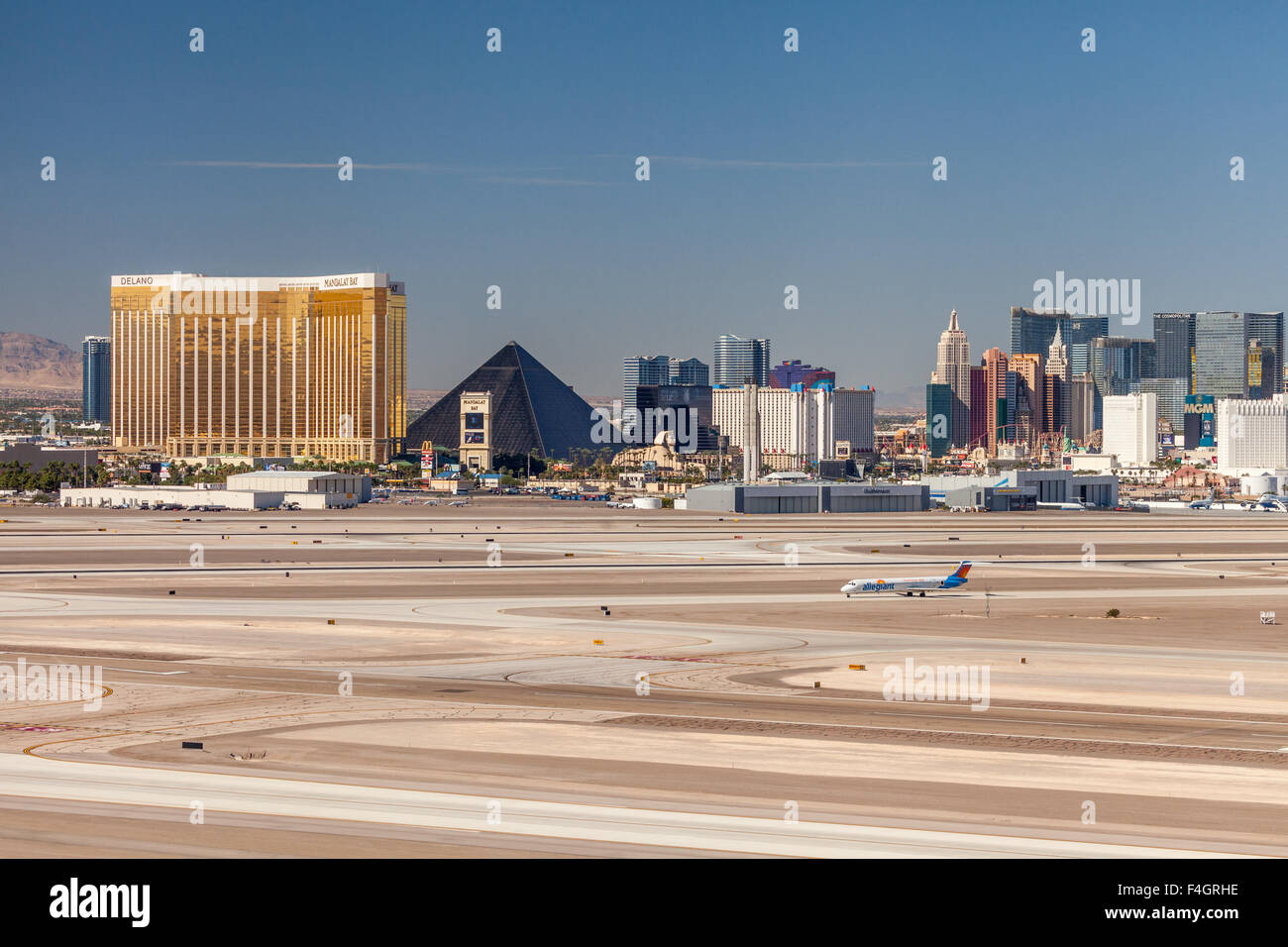 L'estremità sud della Strip di Las Vegas all'Aeroporto McCarran in primo piano Foto Stock