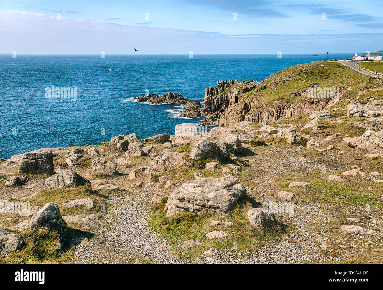 Paesaggio costiero panoramico a Lands End, Cornovaglia, Inghilterra, Regno Unito Foto Stock