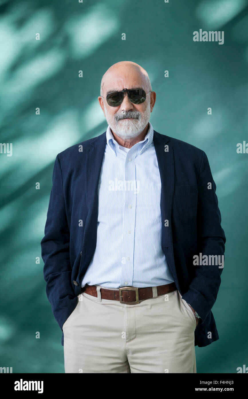 Ahmet Altan, il giornalista turco e autore, a Edinburgh International Book Festival 2015. Edimburgo, Scozia. 27 Agosto 2015 Foto Stock