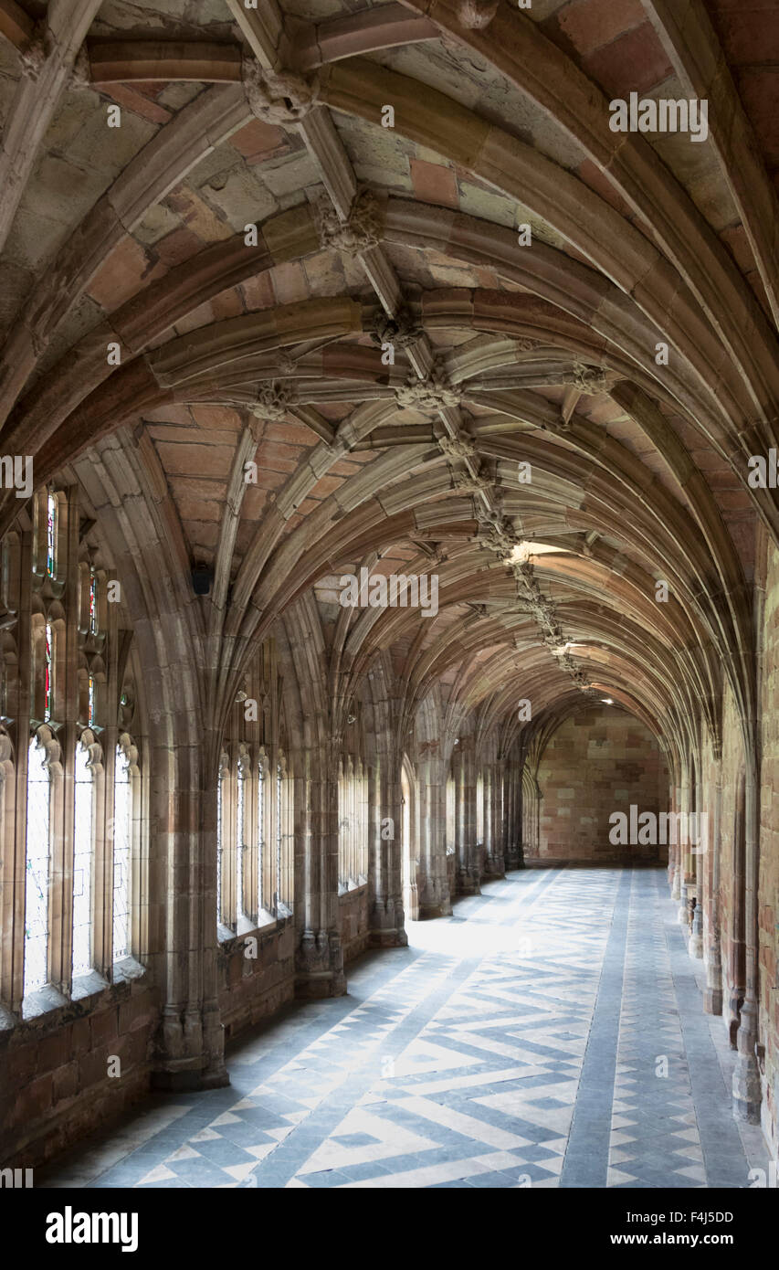 Chiostro, cattedrale di Worcester, Worcester, England, Regno Unito, Europa Foto Stock