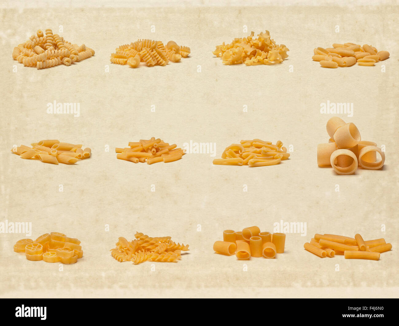 Raccolta di diversi tipi di pasta italiana Foto Stock