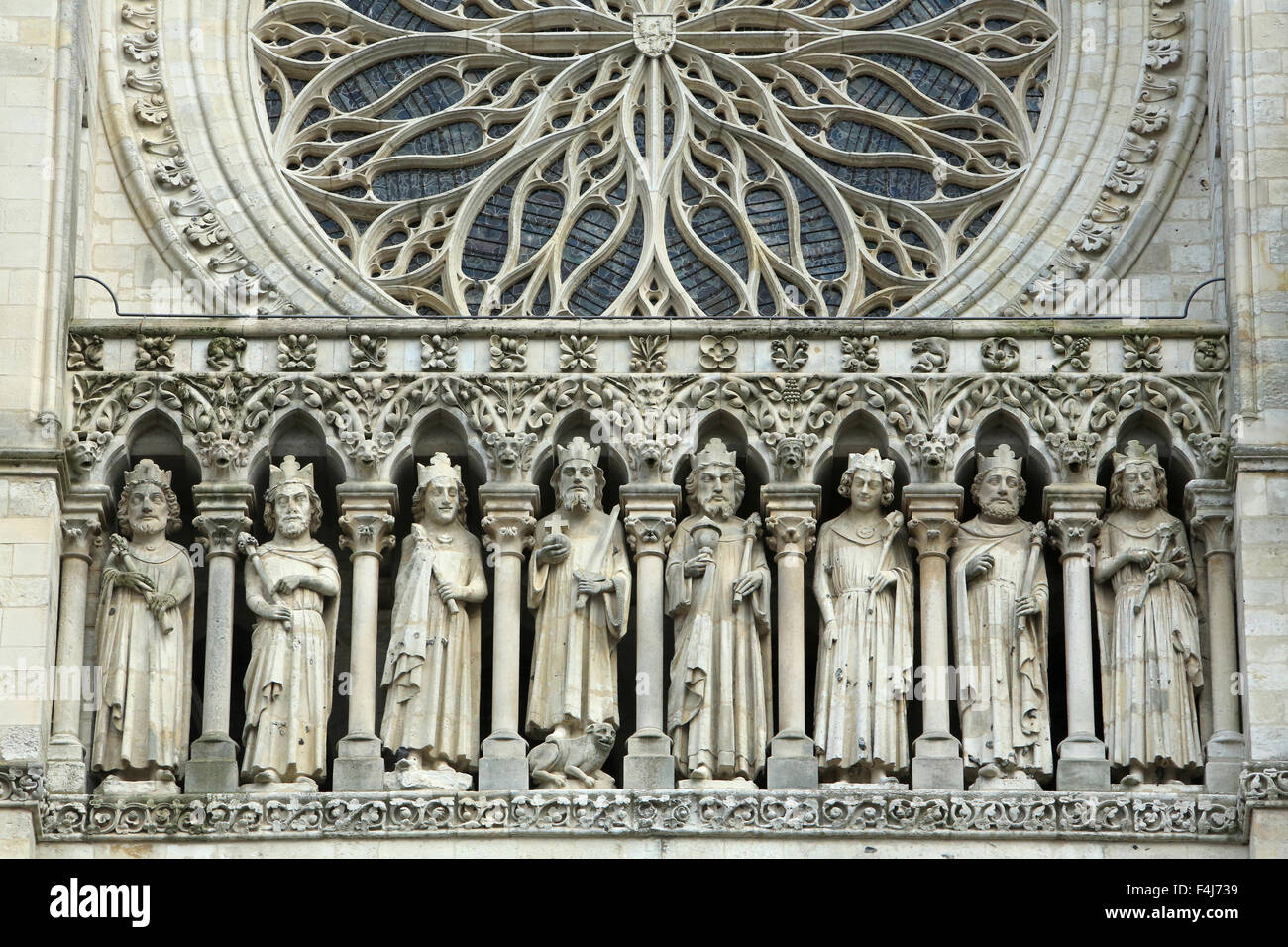 Galleria di Kings restaurato da Viollet-le-Duc tra il 1849 e il 1861, la cattedrale di Amiens, Sito Patrimonio Mondiale dell'UNESCO, Piccardia, Francia Foto Stock
