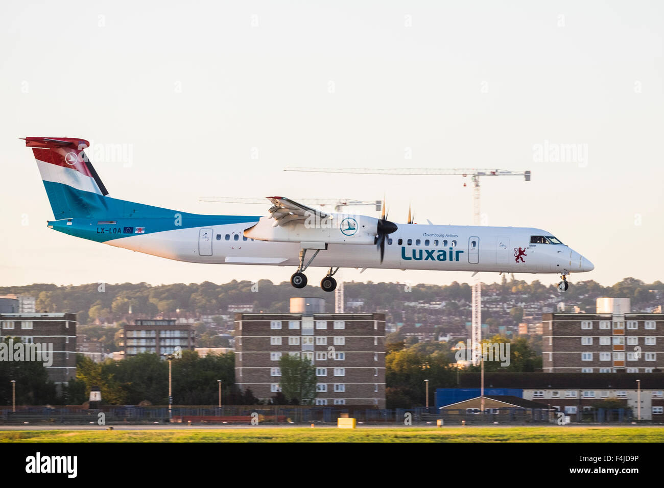 London City Airport aeromobili, Docklands, Londra, Inghilterra, Regno Unito Foto Stock
