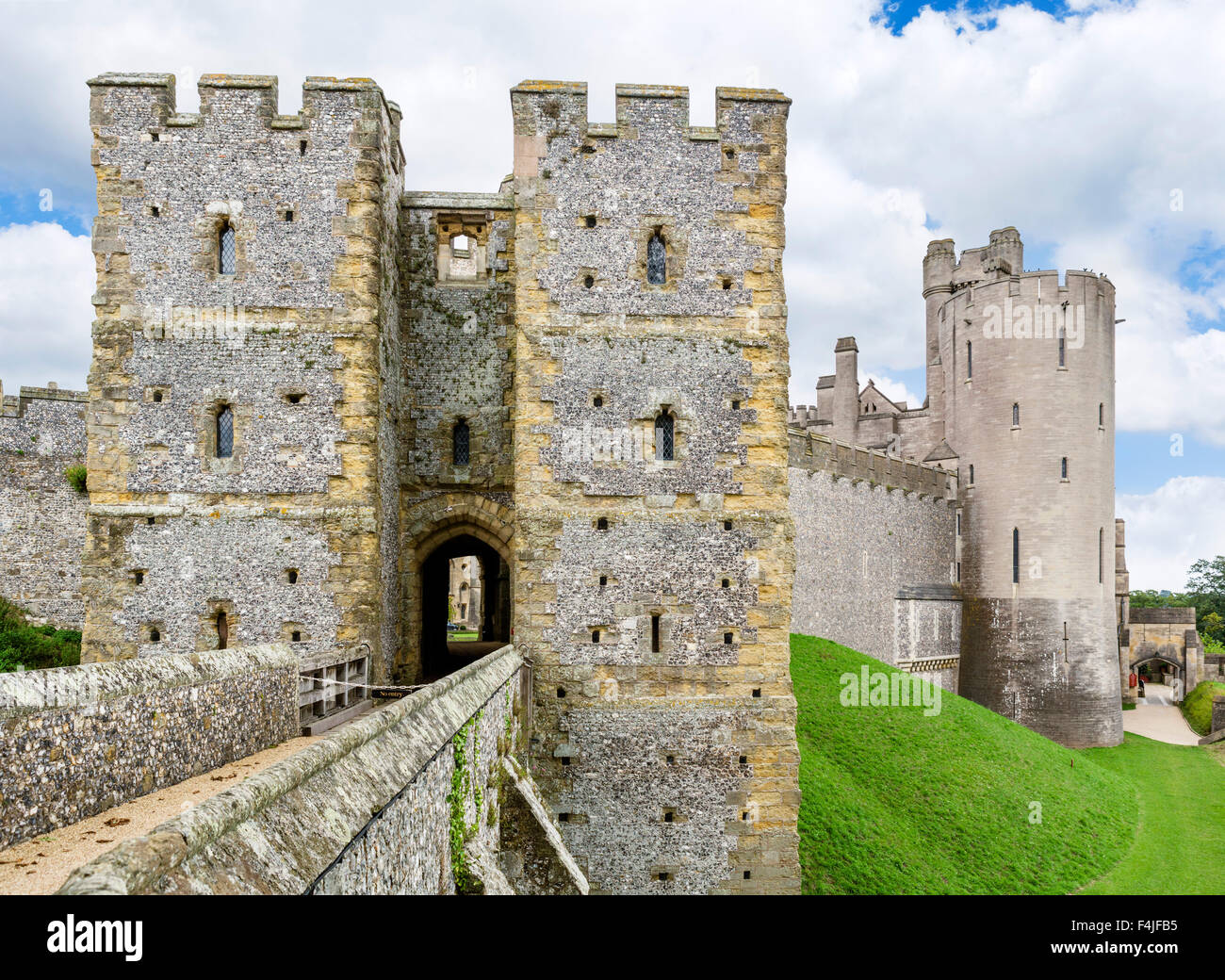 Castello di Arundel e Arundel, West Sussex, in Inghilterra, Regno Unito Foto Stock