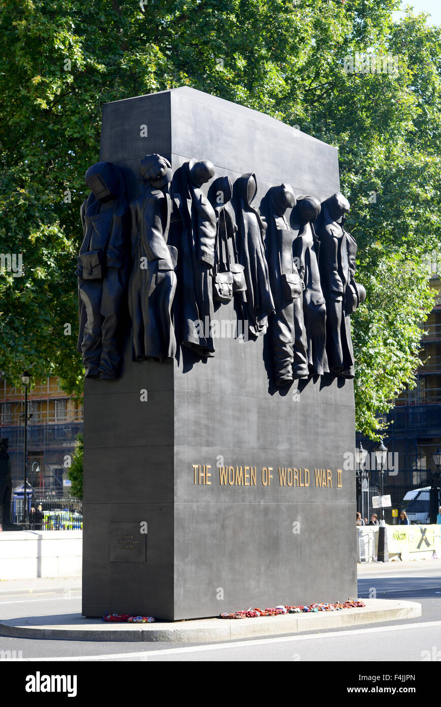 Un Monumento per le donne della II Guerra Mondiale, Whitehall, London, Regno Unito Foto Stock