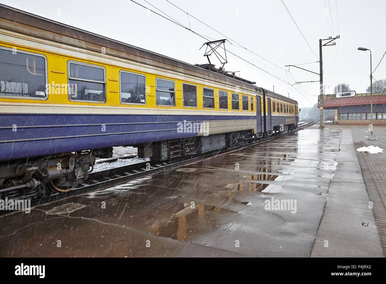 Treni in stazione Foto Stock