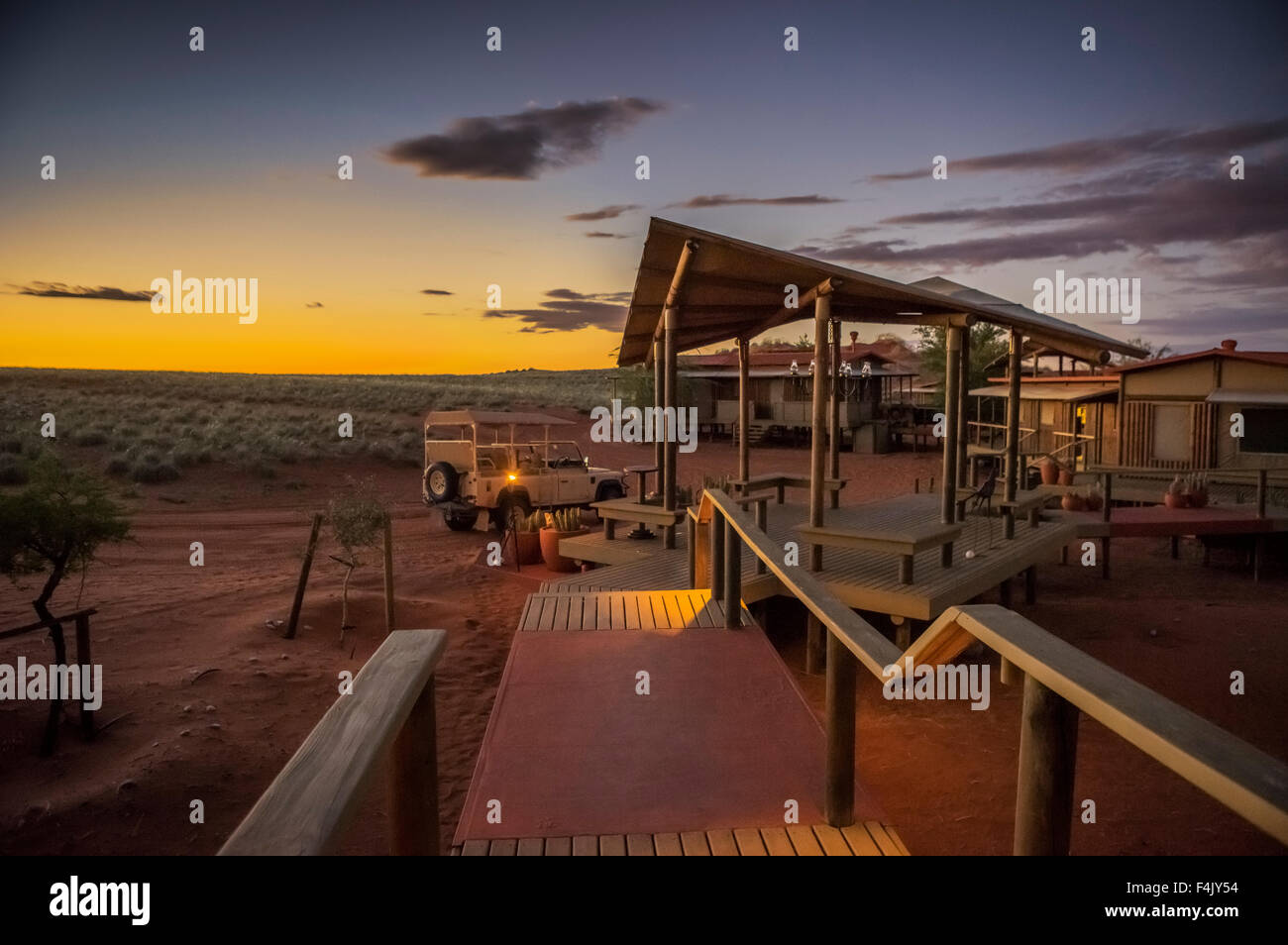 Il tramonto del Wolwedans Dunes Lodge, Namibia, Africa Foto Stock