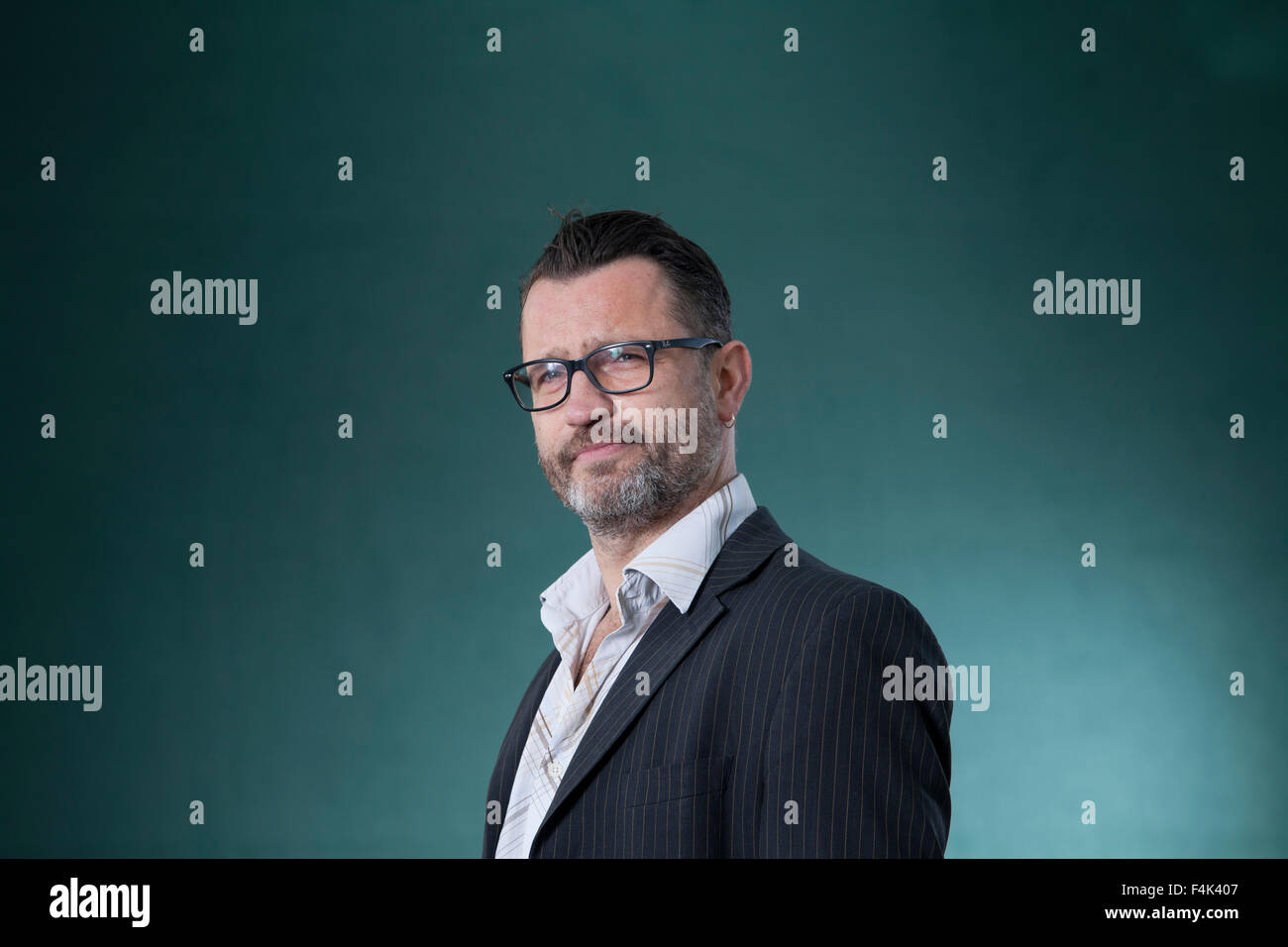 Rob Davis & Karrie Fransman, graphic novel artisti, a Edinburgh International Book Festival 2015. Edimburgo, Scozia. 28 agosto 2015 Fotografia di Gary Doak/Scrittore Foto I diritti mondiali Foto Stock