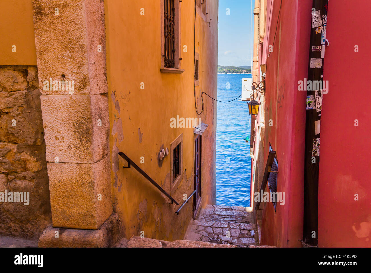 I dettagli di architettura da Rovigno, in Croazia, con un vecchio edificio Foto Stock