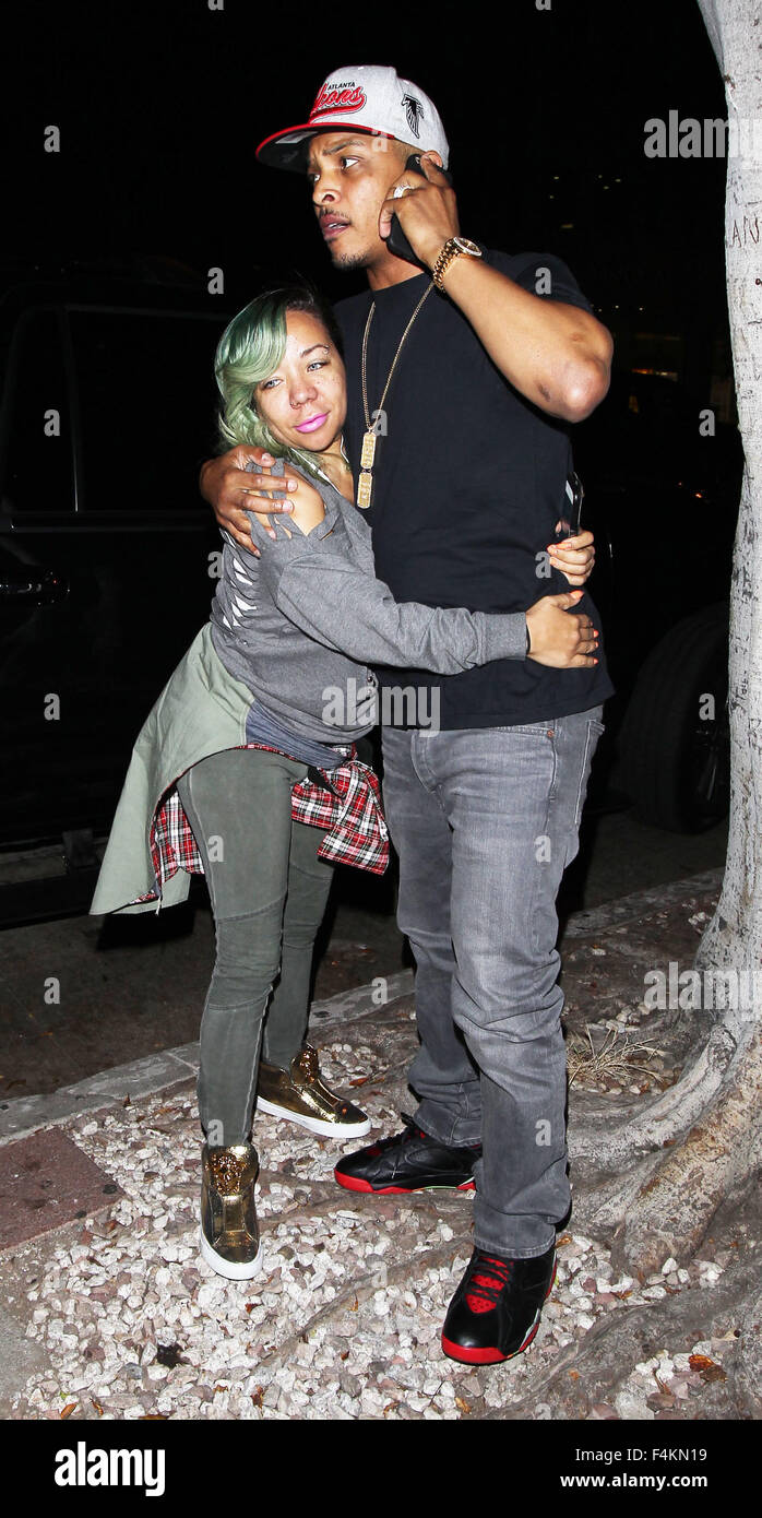 T.I. e sua moglie Tameka Cottle arrivano al ristorante Madeo in Beverly Hills offre: T.I., Tameka Cottle dove: Los Angeles, California, Stati Uniti quando: 18 Ago 2015 Foto Stock