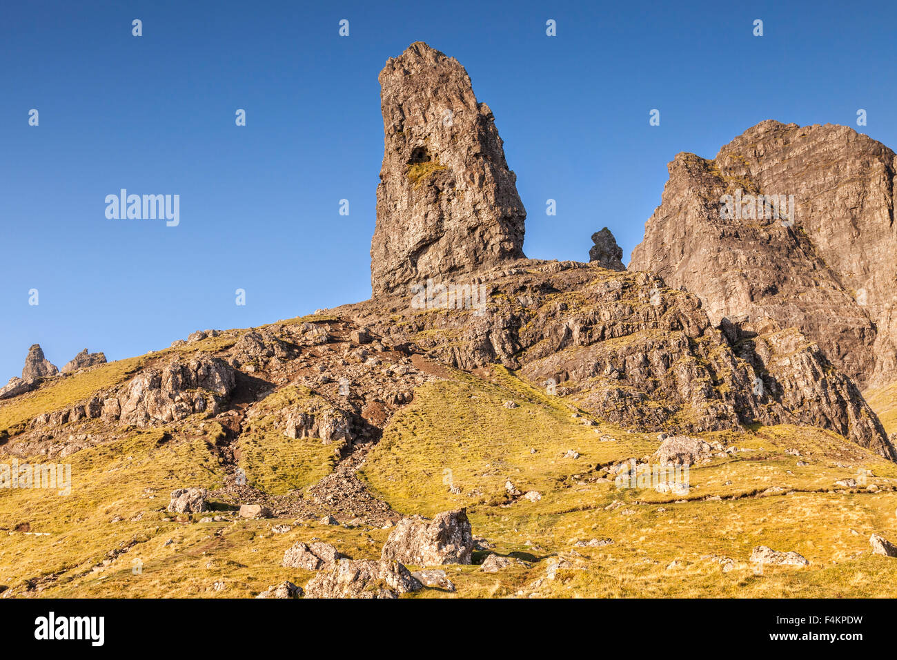 Il vecchio uomo di Storr, Isola di Skye, Ebridi Interne, Scotland, Regno Unito Foto Stock