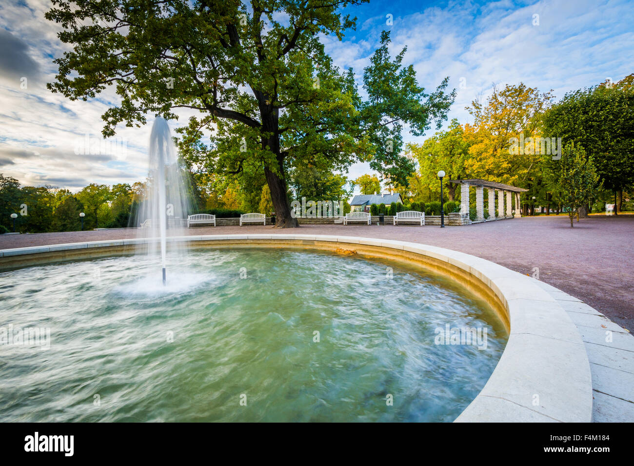 Fontana a Kadrioru Park, a Tallinn in Estonia. Foto Stock