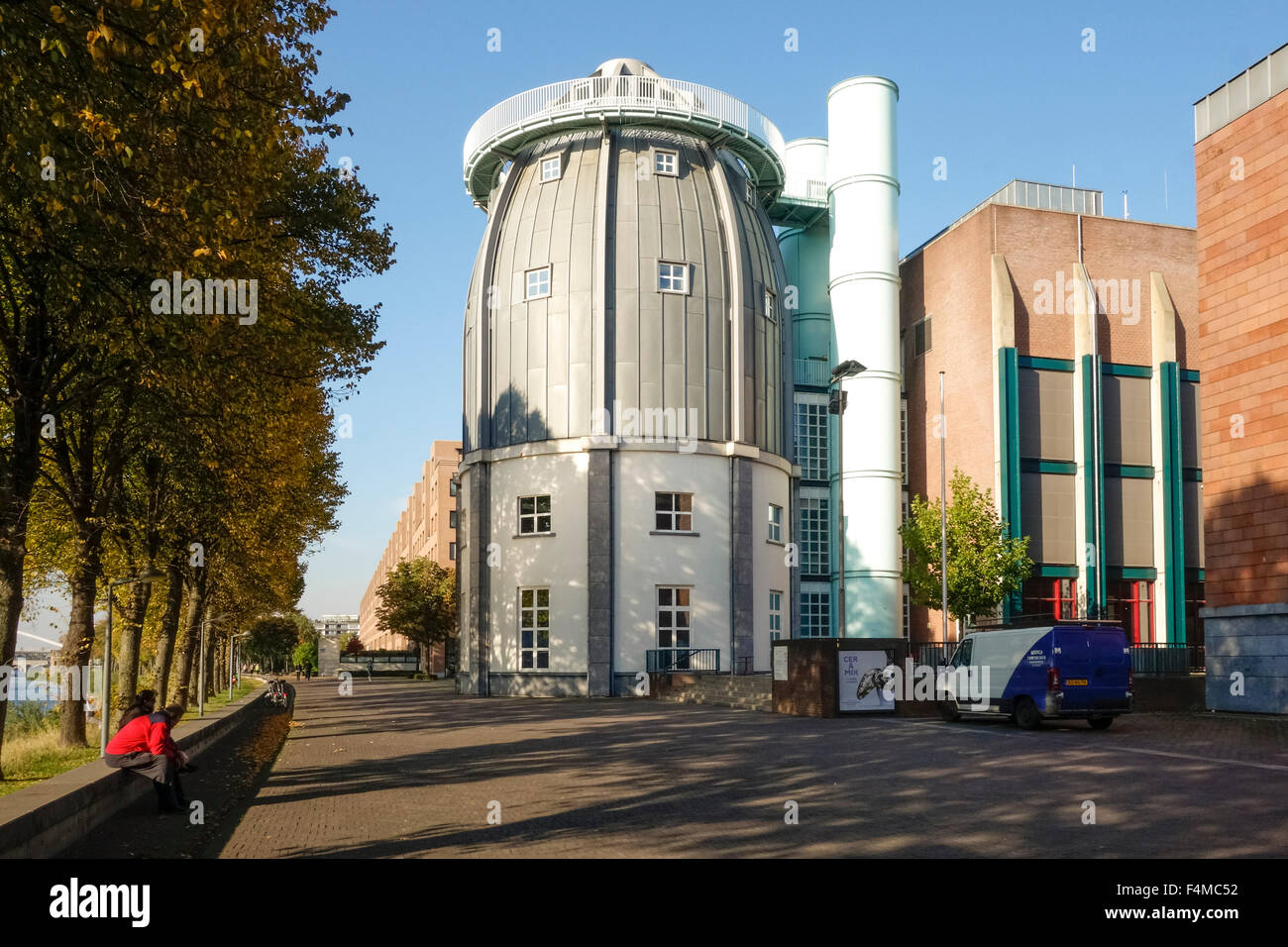 Bonnefanten Museum di arte, lungo il fiume Maas, Maastricht, Limburgo, Paesi Bassi. Foto Stock