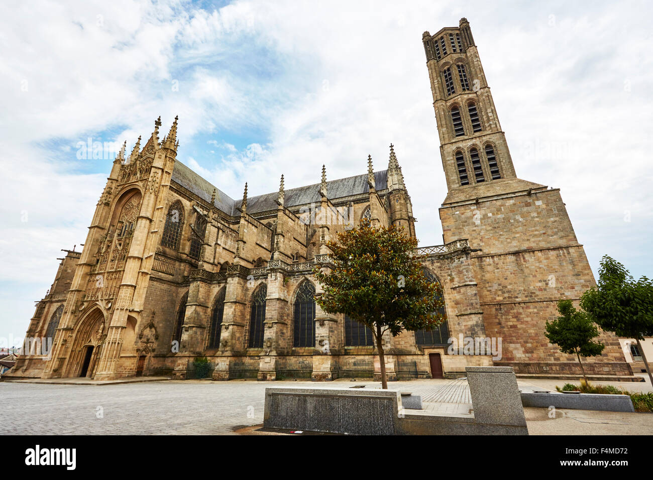 La cattedrale di Saint-Etienne in Limoges, Haute-Vienne, Limousin, Francia. Foto Stock