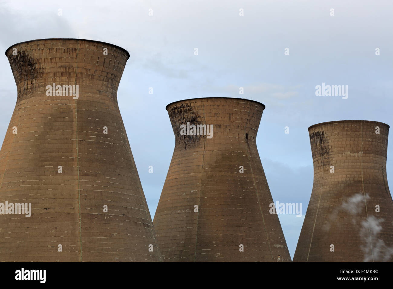 Raffineria di Grangemouth camini, close-up Foto Stock
