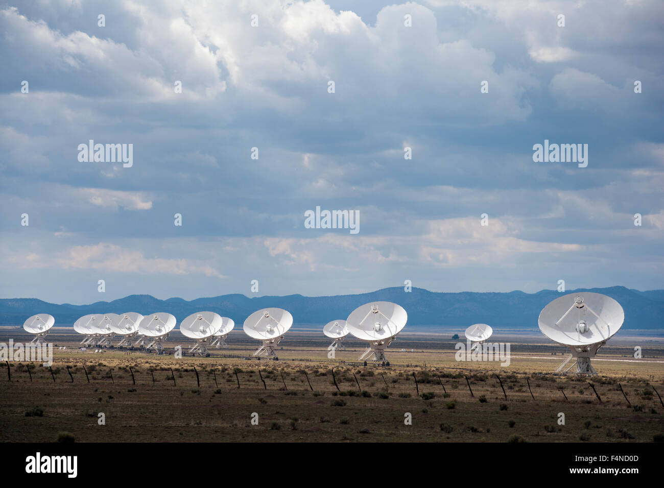 Stati Uniti d'America, Nuovo Messico, molto grande schiera radio astronomy observatory Foto Stock