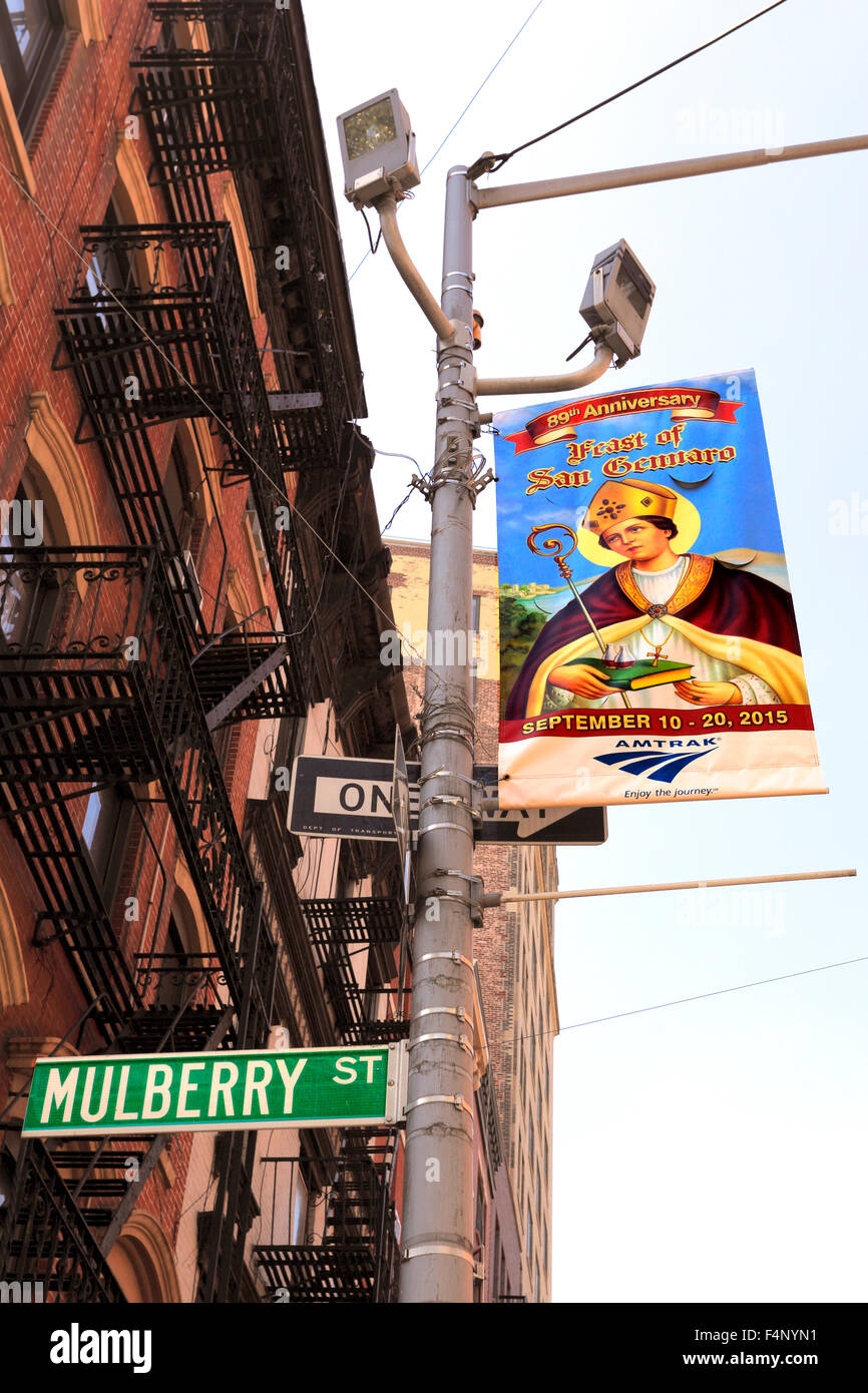 Festa di San Gennaro banner Mulberry St. Little Italy Manhattan New York City Foto Stock