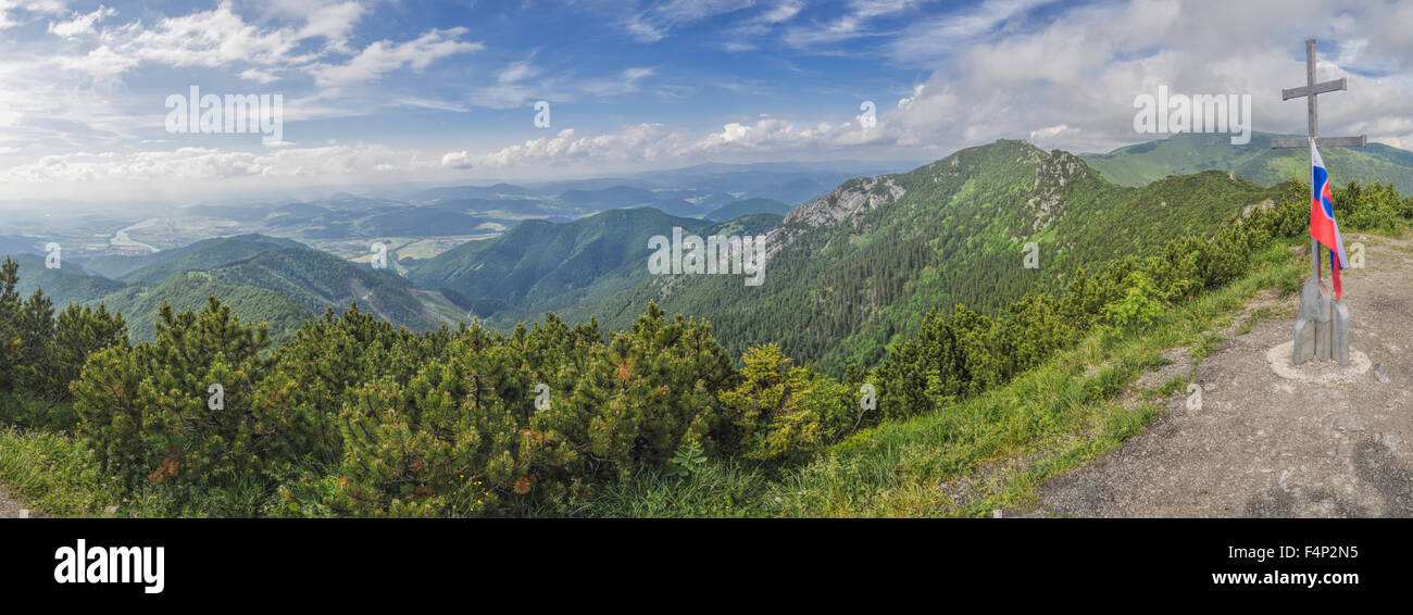 Scenic panorama di Mala Fatra montagne in Slovacchia Foto Stock