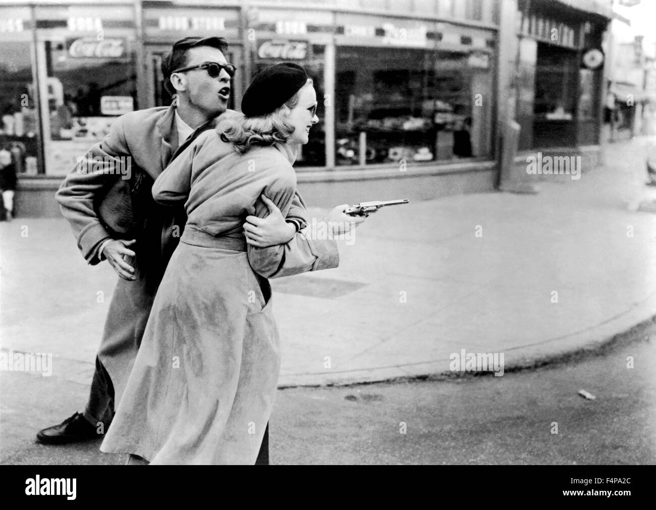John dallâ e Peggy Cummings / Gun Crazy 1950 diretto da Joseph H.Lewis Foto Stock