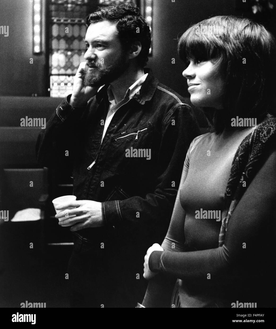 Sul set, Alan Pakula e Jane Fonda / Klute / 1971 diretto da Alan J Pakula Foto Stock