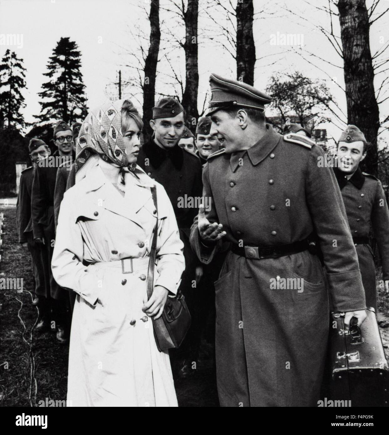 Brigitte Bardot / Babette va alla guerra / 1959 diretto da Christian-Jaque Foto Stock
