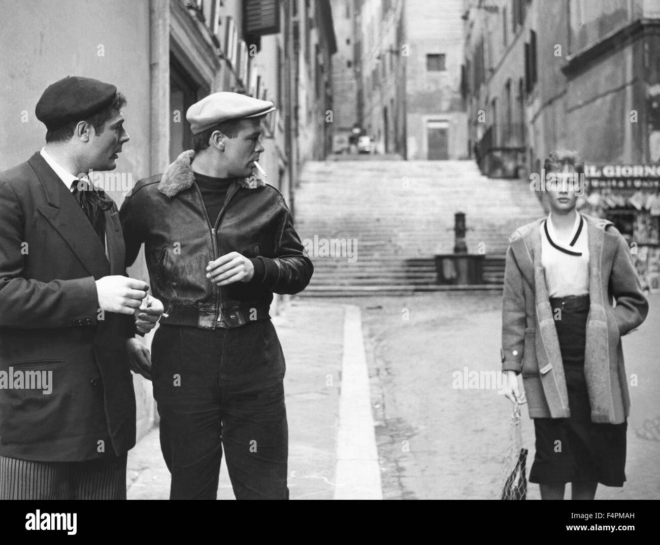 Marcello Mastroianni, Renato Salvatori e Claudia Cardinale / Big Deal on Madonna Street / 1958 diretto da Mario Monicelli [Lux Film] Foto Stock