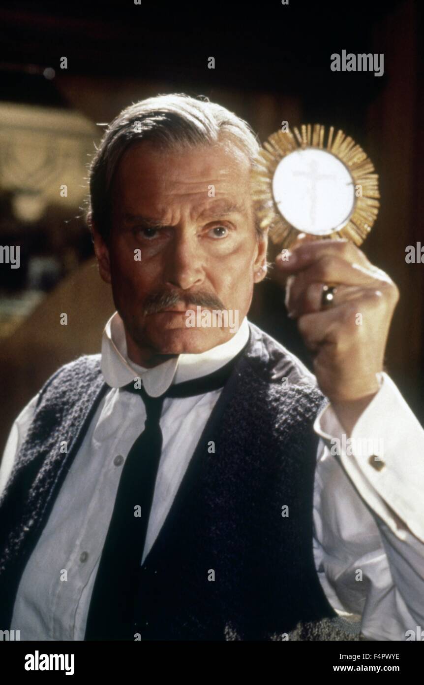 Laurence Olivier / Dracula / 1979 diretto da John Badham [Universal Pictures / La Mirisch] Foto Stock