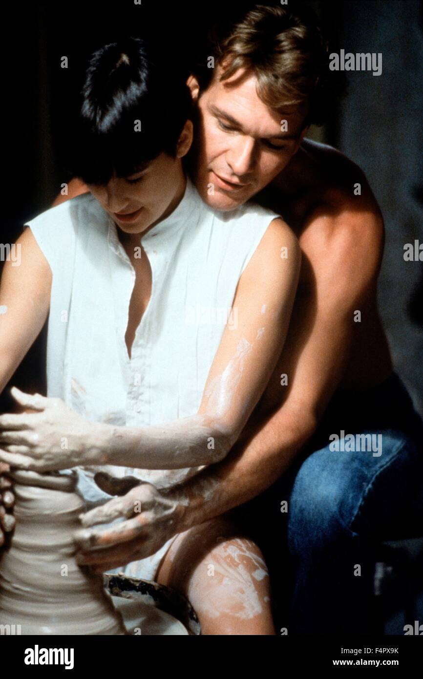 Demi Moore e Patrick Swayze / Ghost / 1990 / diretto da Jerry Zucker / [Paramount Pictures] Foto Stock