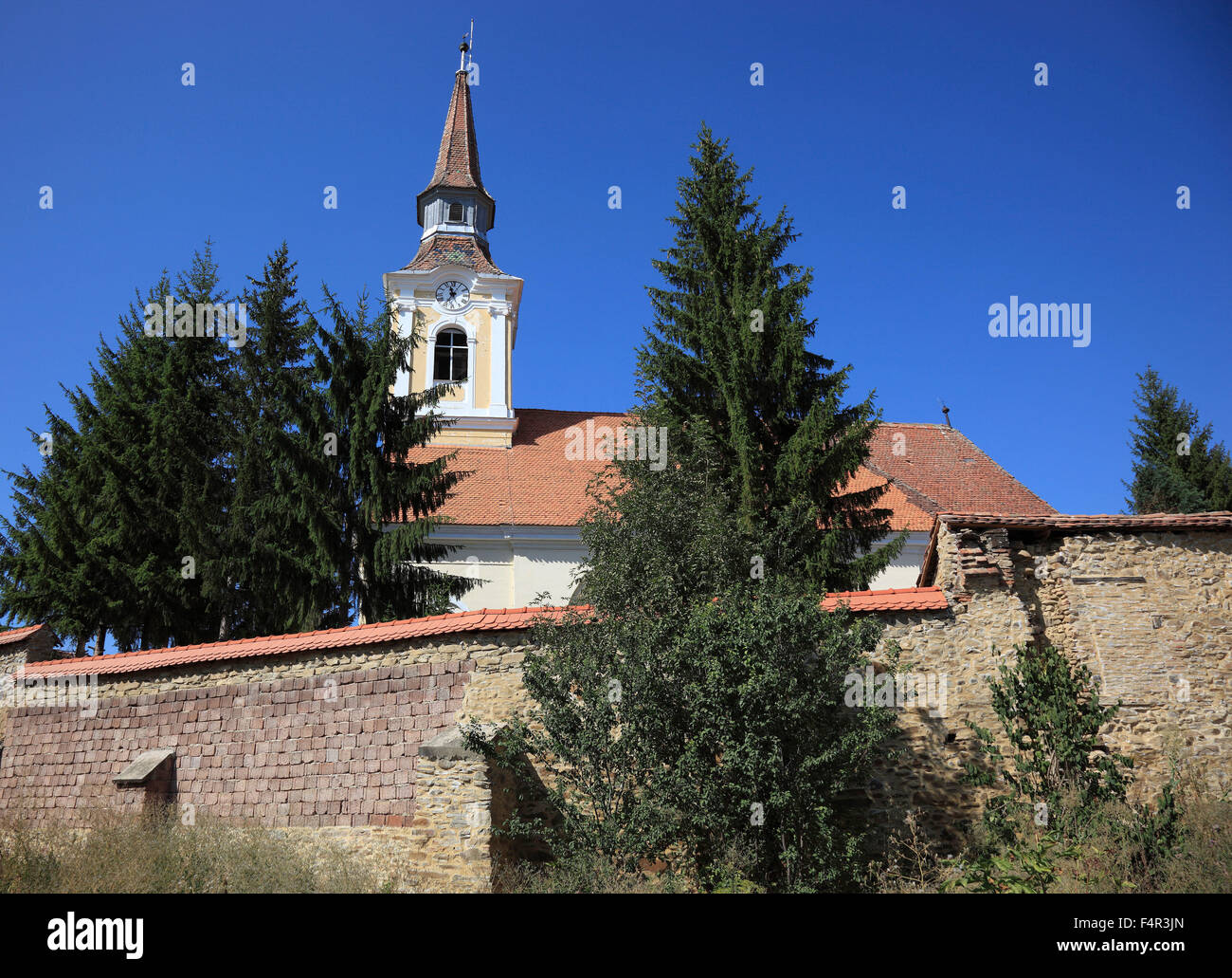 Chiesa fortificata di Crit, German-German croce, un villaggio in Transilvania, Romania Foto Stock