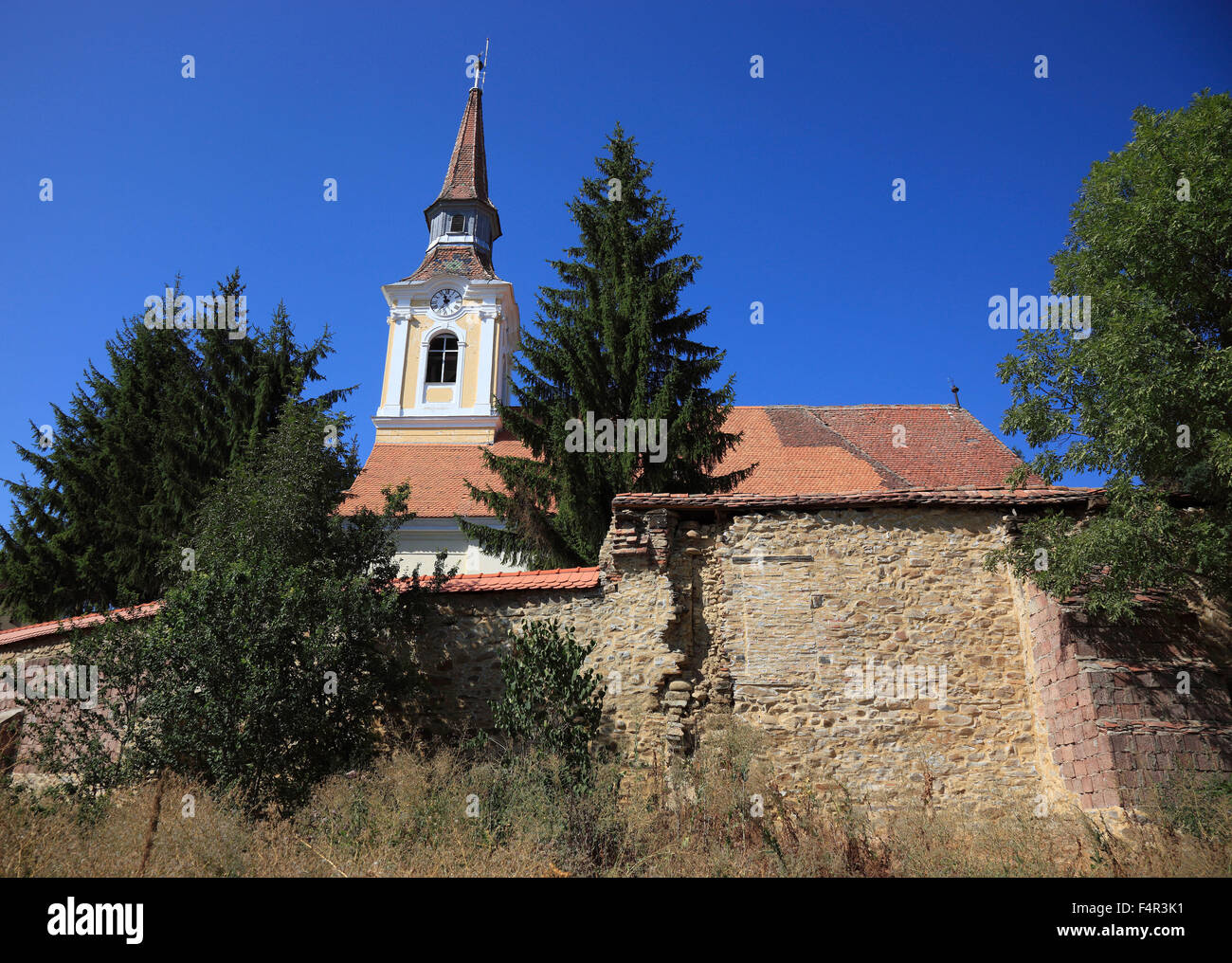 Chiesa fortificata di Crit, German-German croce, un villaggio in Transilvania, Romania Foto Stock