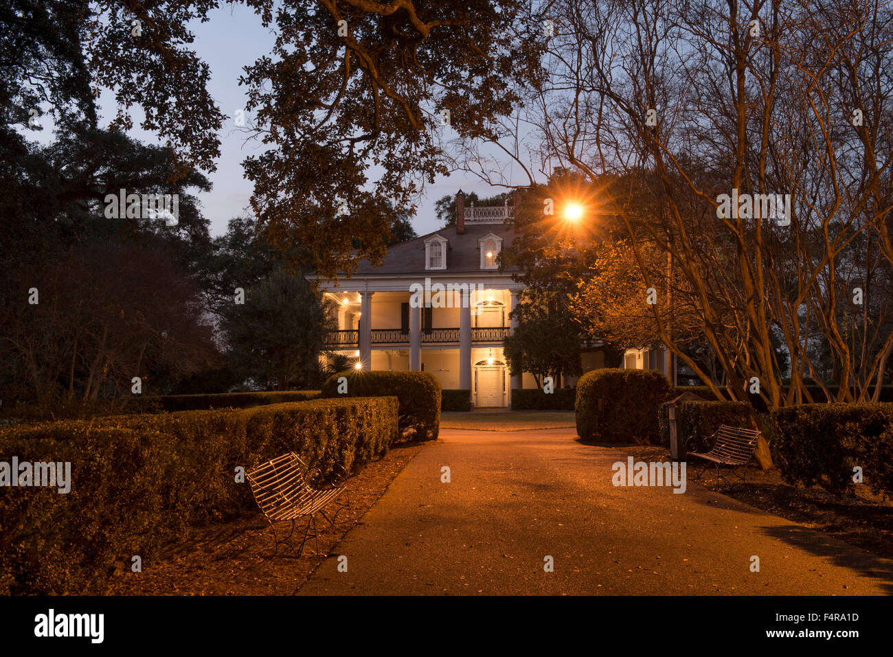 Stati Uniti d'America, Stati Uniti, America, Louisiana, San Giacomo parrocchia, Vacherie, Oak Alley Plantation, southern, Mansion, piantatrice Dixie, tra Foto Stock