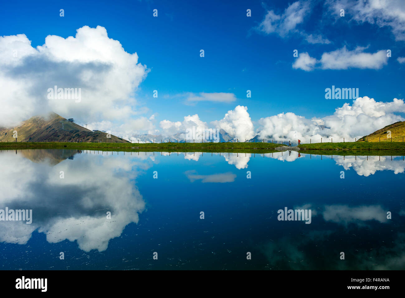 2038 m, Algovia, Allgäuer Alpen, Alpi lago alpino, bavarese, montagne, montuoso, paesaggio di montagna, la stazione di montagna, Cumul Foto Stock