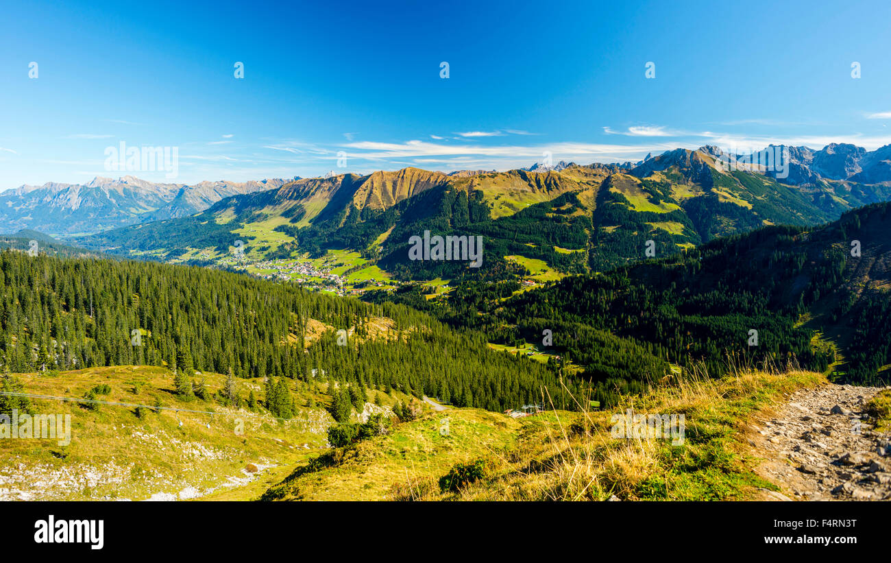 Di, Alpi, villaggi, Europa, Regione di vacanze, case, case, Kleinwalsertal, scenario, Mittelberg, natura, luoghi, panorama, Vorar Foto Stock
