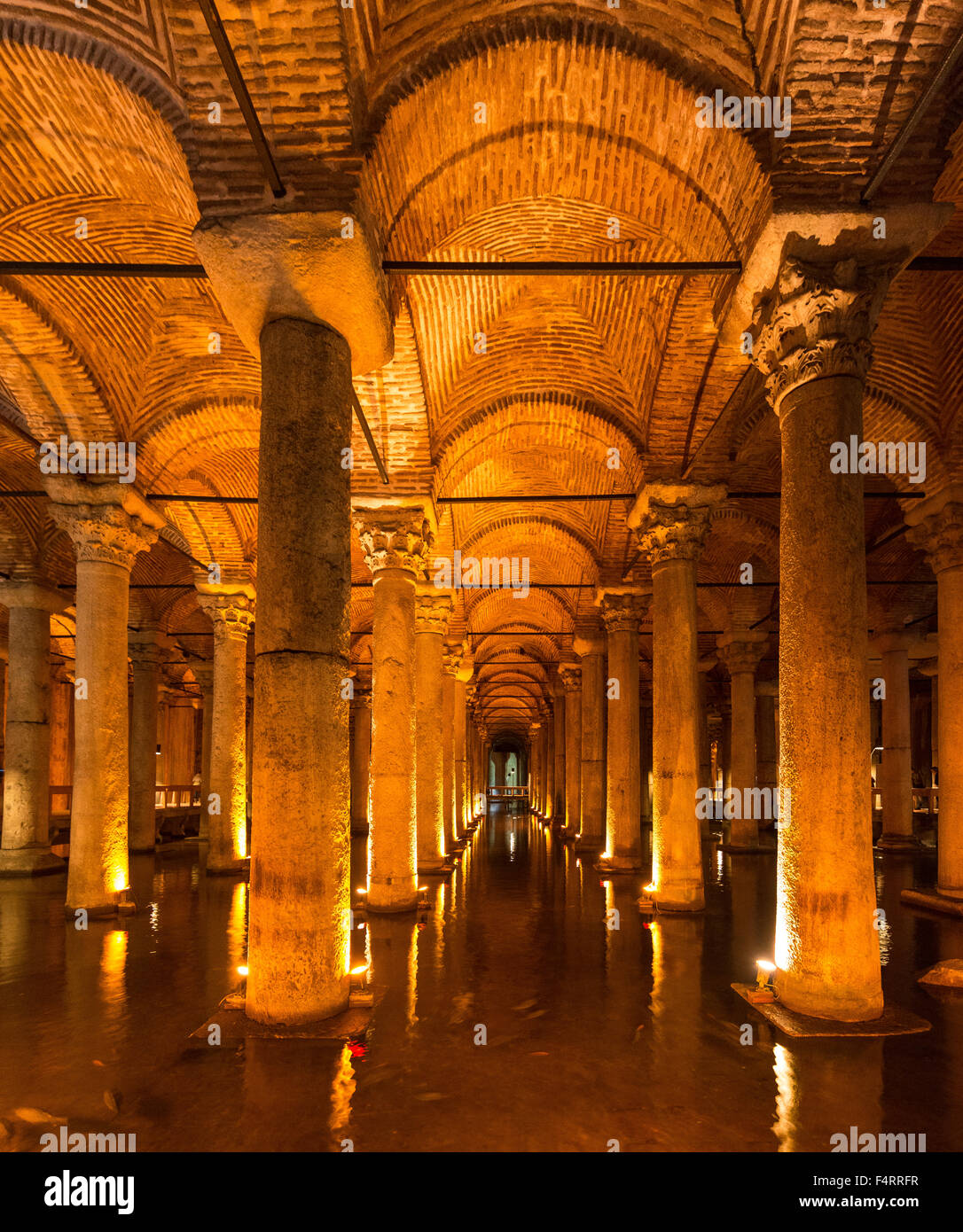 Cisterna Basilica Immagini E Fotografie Stock Ad Alta Risoluzione Alamy cisterna-basilica-immagini-e-fotografie-stock-ad-alta-risoluzione-alamy
