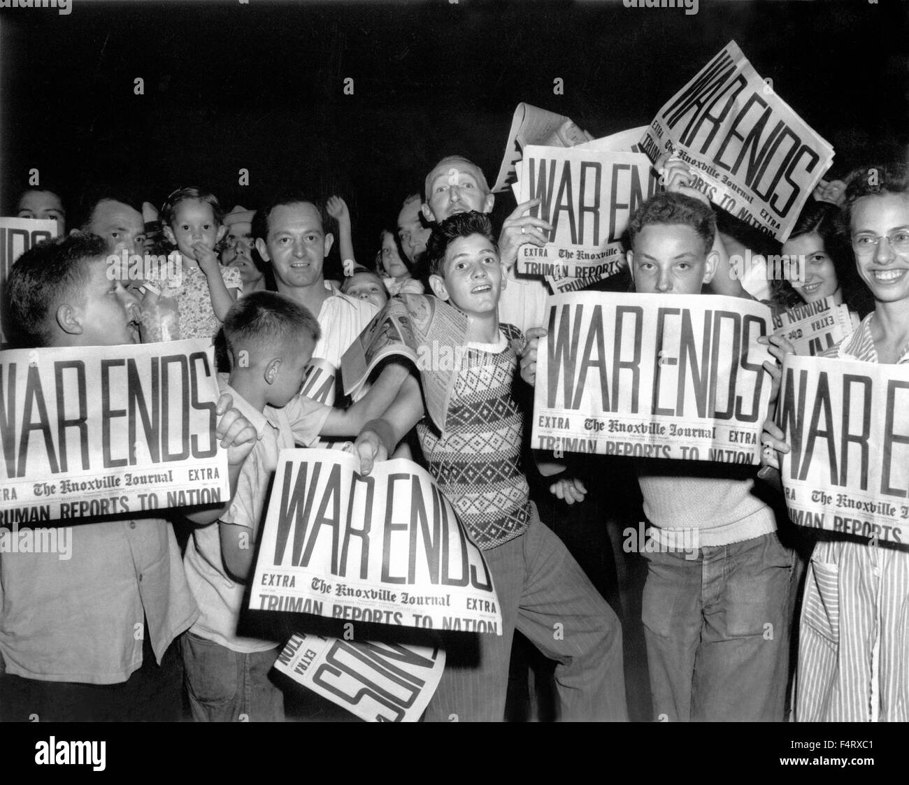 La vittoria sul Giappone Giorno (V-j giorno) su Jackson Square, Oak Ridge. 1945. La città di Oak Ridge è stato istituito con l'Esercito di Foto Stock