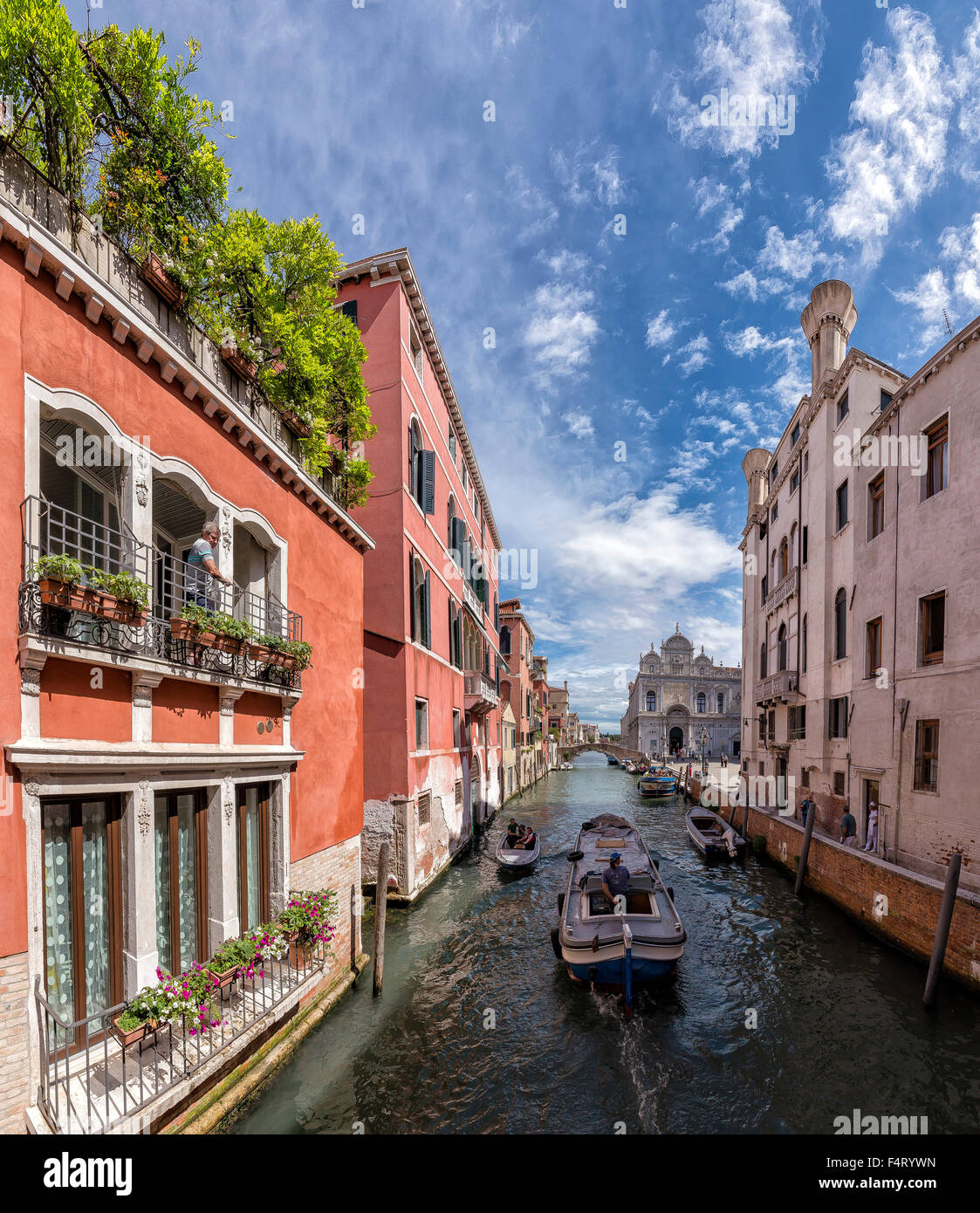 L'Italia, Europa, Venezia, Venezia, Veneto, Fondamenta Dandolo, Campo Santi Giovanni e Paolo, villaggio, acqua, estate, persone, navi, Foto Stock