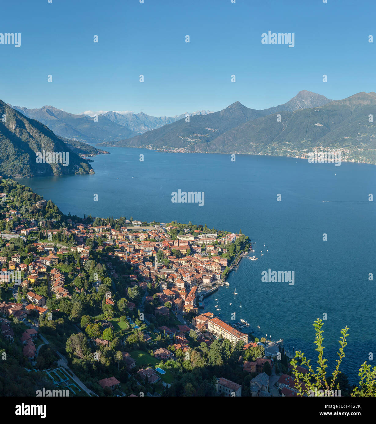 L'Italia, Europa, Menaggio, Lombardia, Lombardia, Menaggio, Lago di Como, vista vantage point, la crocetta, paesaggio, acqua, estate, Foto Stock