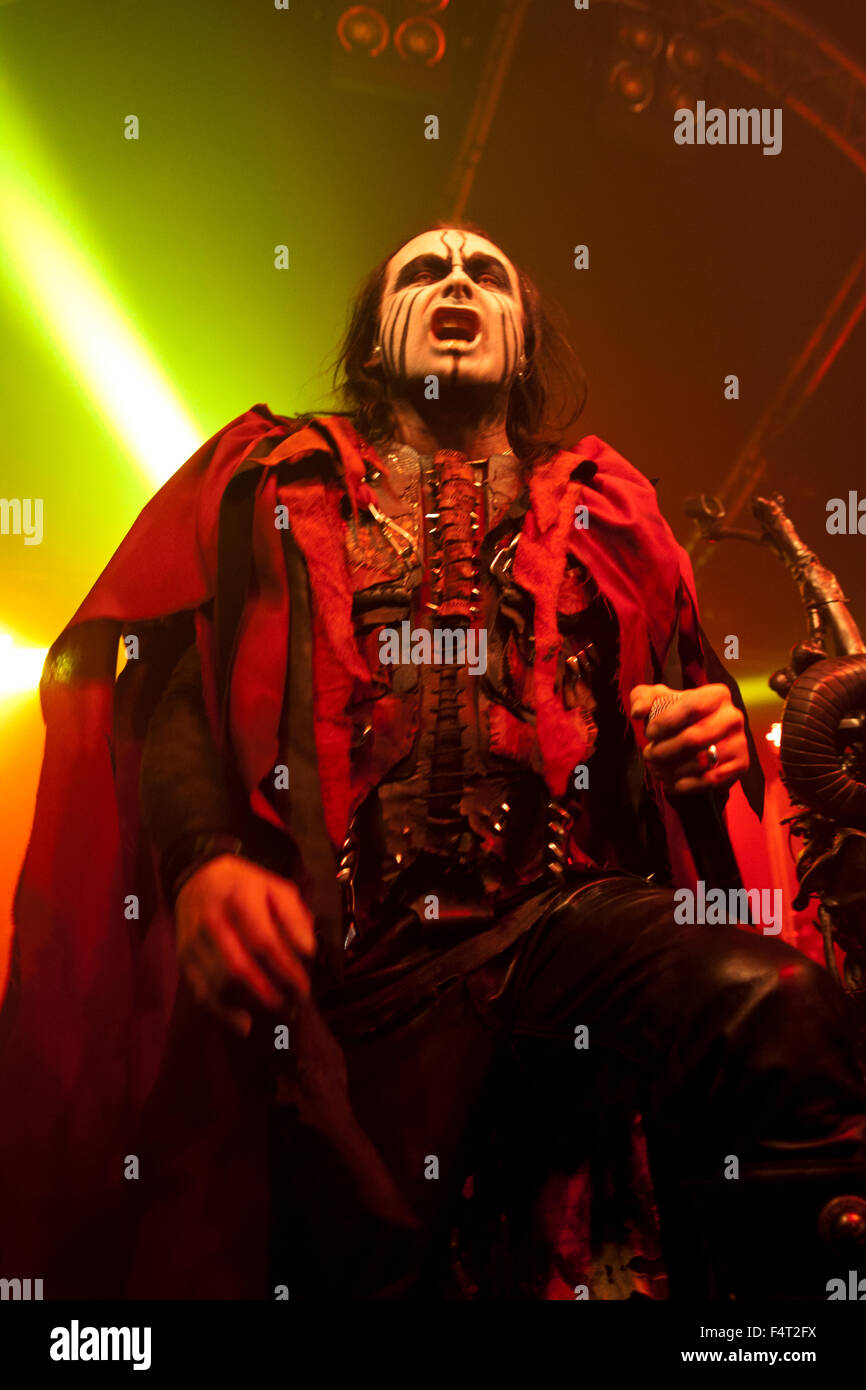 Glasgow, Scotland, Regno Unito. Xxi oct, 2015. Concerto di musica. Artista: CRADLE OF FILTH da Suffolk giocano in metallo nero, goth metallo, sinfonica e di metallo o metallo estreme. Credito: Joana Salogubaite/Alamy Live News Foto Stock