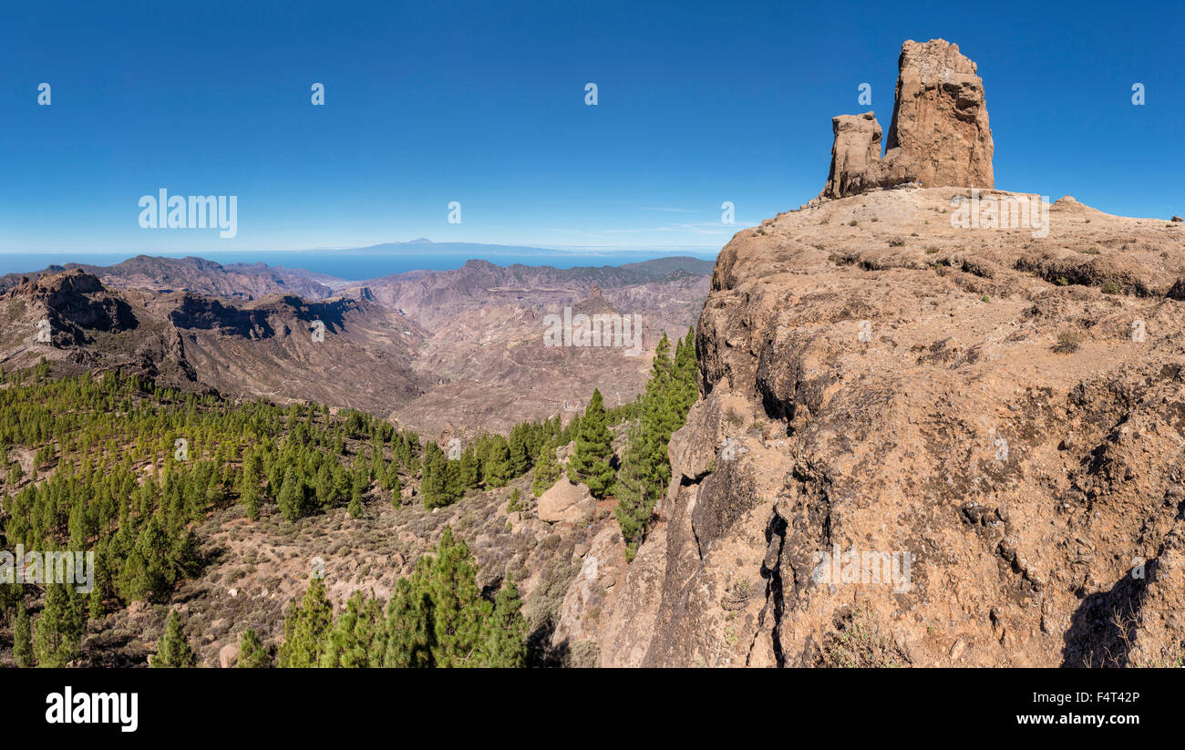 Spagna, Europa, Tejeda, Gran Canaria Isole Canarie, Roque Nublo, paesaggio, estate, montagne, colline, Tenerife, Foto Stock