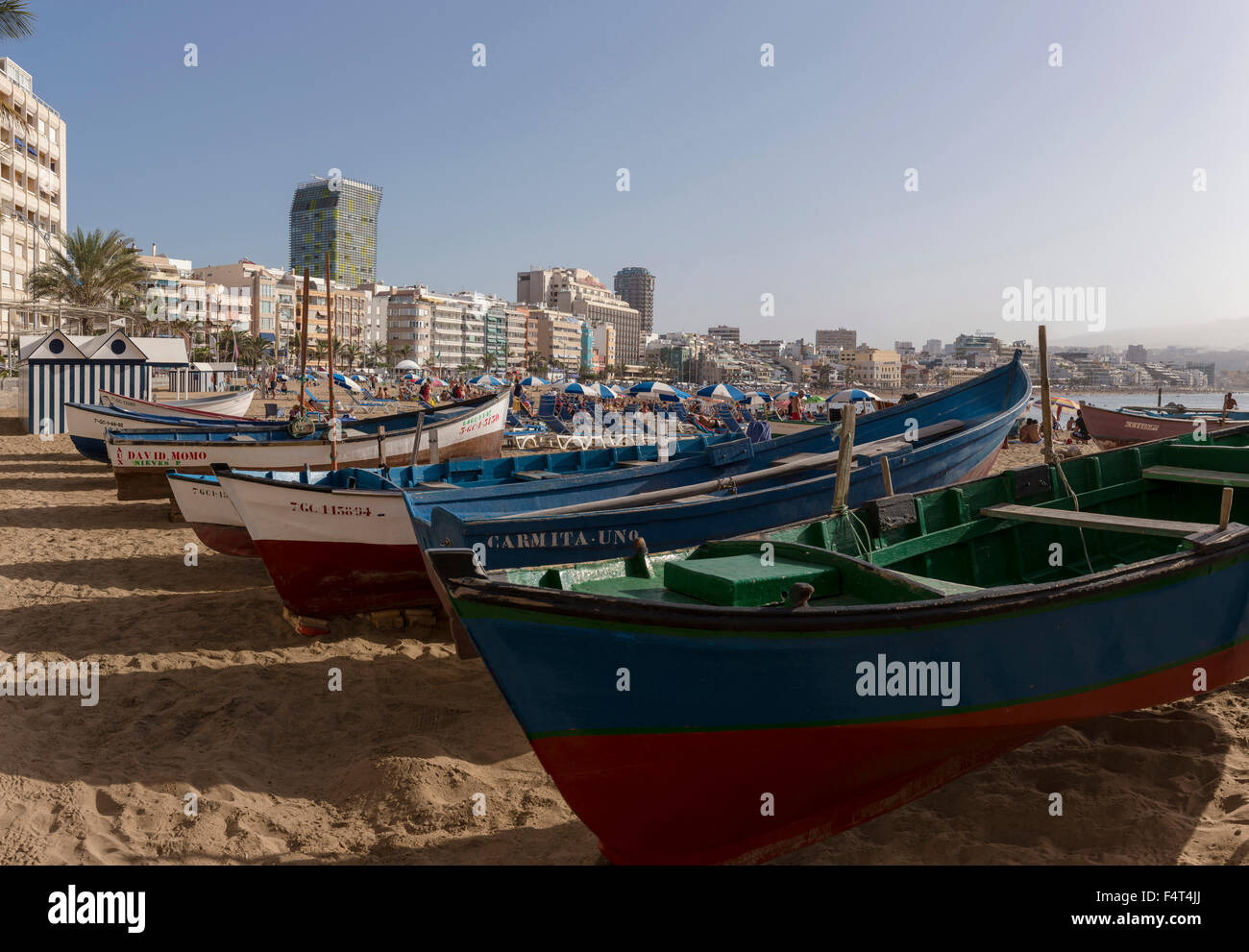 Spagna, Europa, Las Palmas de Gran Canaria Isole Canarie Gran Canaria Isole Canarie Playa Las Canteras, città, villaggio, summ Foto Stock