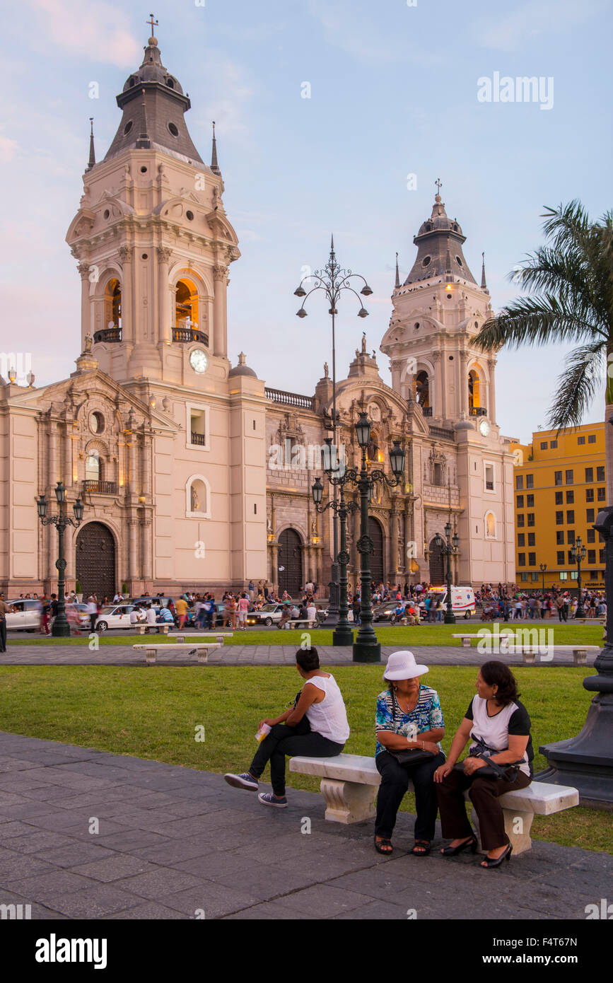 Sud America, America Latina, del Perù, Lima, Plaza Mayor e Plaza de Armas di Lima Foto Stock