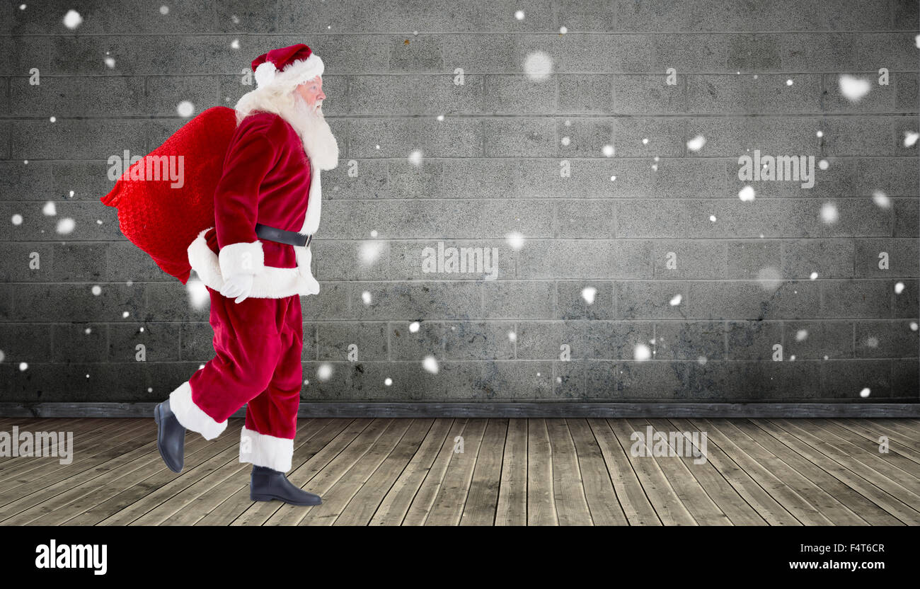 Immagine composita della santa che trasportano il sacco di doni Foto Stock
