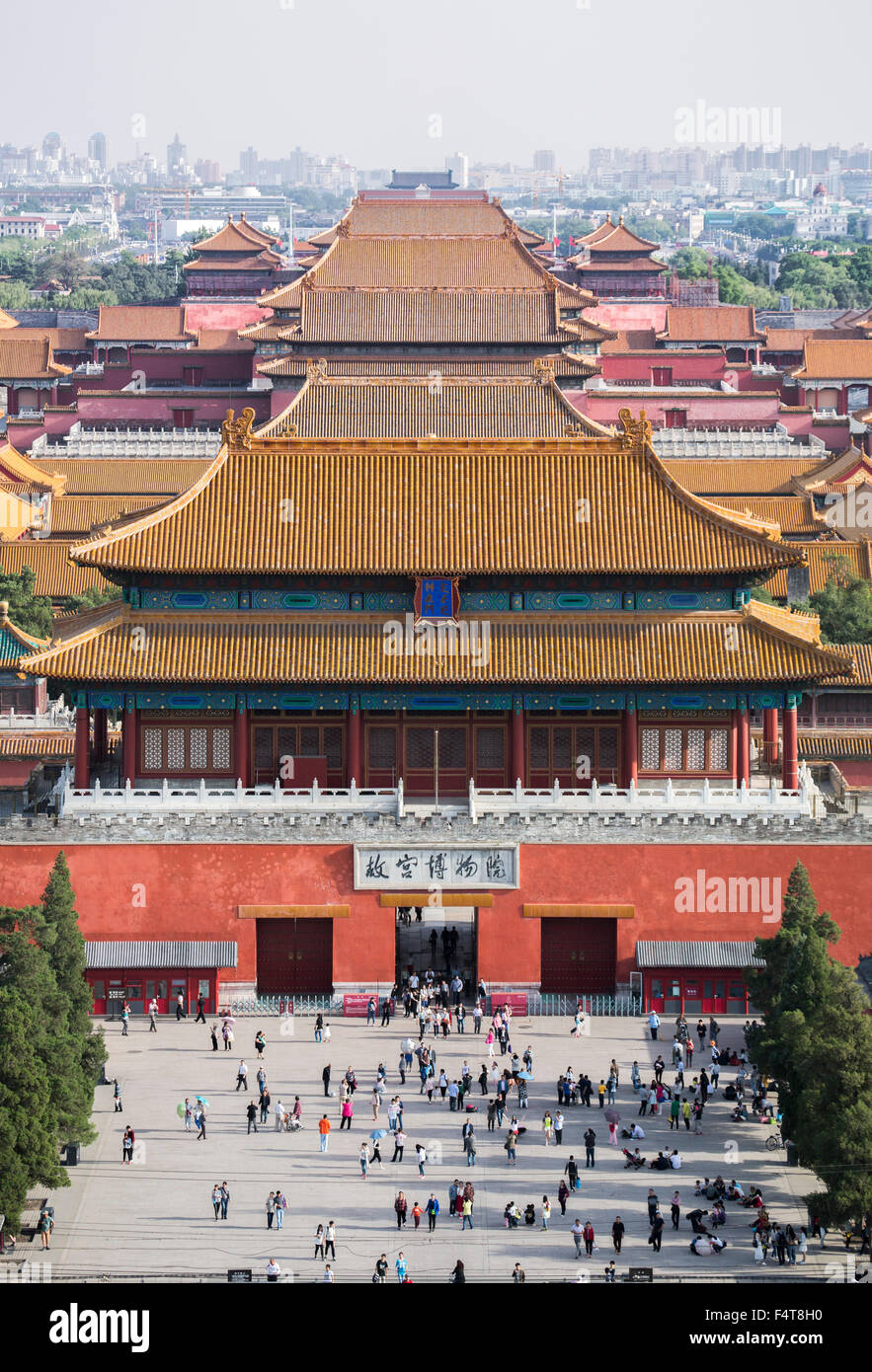 Cina, Pechino, Pechino, Città, la Città Proibita, la porta della Divina maestria dal Parco Jingshan Foto Stock