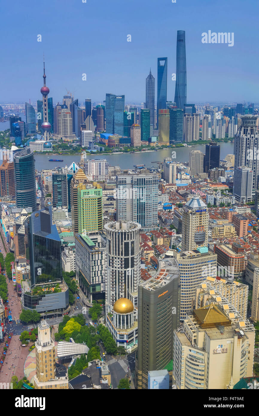 Cina Shanghai City, il Bund e il Pudong district skyline, Fiume Huangpu Foto Stock