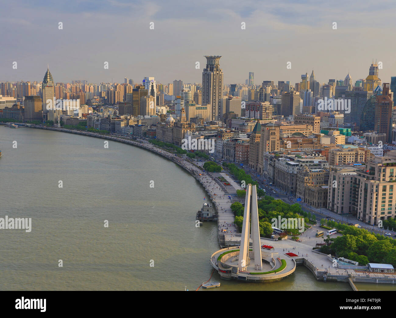 Cina Shanghai City, il Bund e il fiume Huangpu Foto Stock