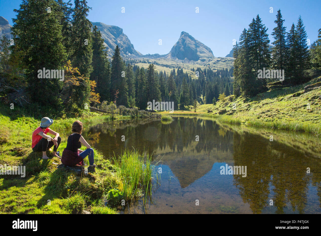 Lago di montagna su Alp Sellamatt vicino Selun nel Toggenburg, Foto Stock
