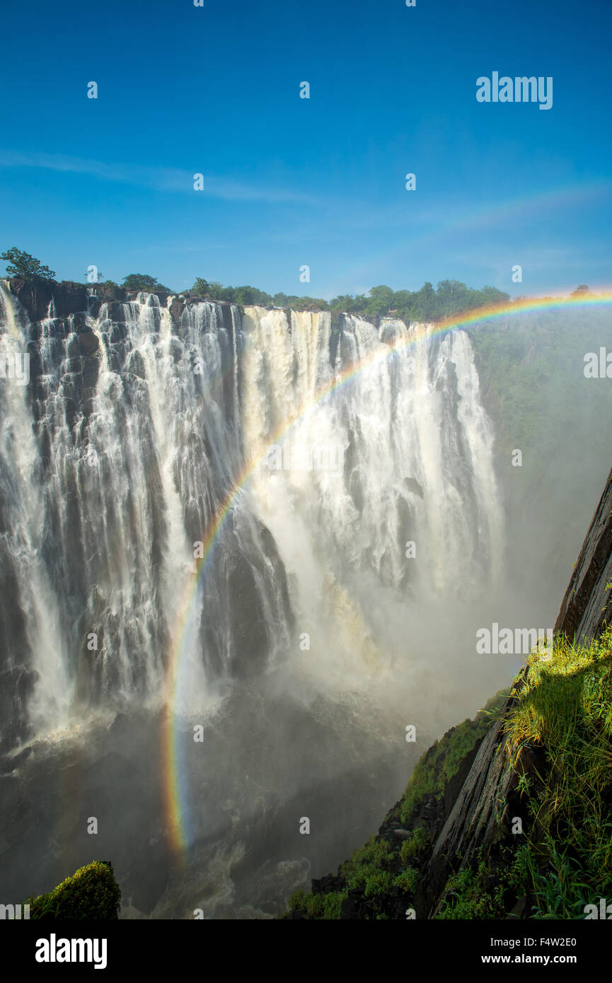 LIVINGSTONE, Zambia, AFRICA - Victoria Falls (Mosi-oa-Tunya) , mondi più grande cascata , sul fiume Zambesi Foto Stock