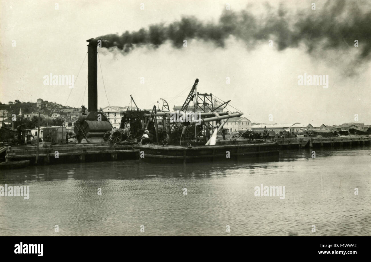 La costruzione del porto di Durazzo, Albania Foto Stock